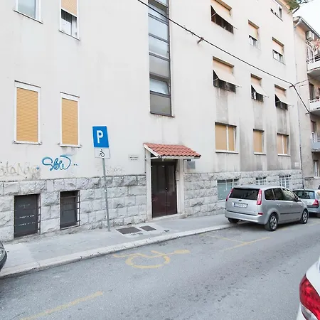 Dario Apartment